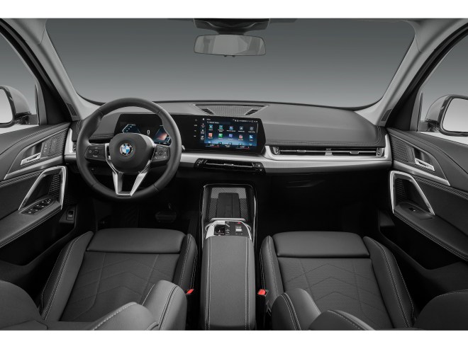 P90495234_highRes_bmw-x1-02-2023