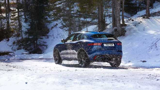 jaguar-e-pace-2020-exterior7